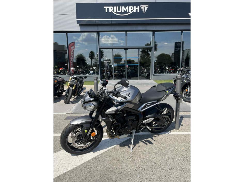 TRIUMPH STREET TRIPLE R