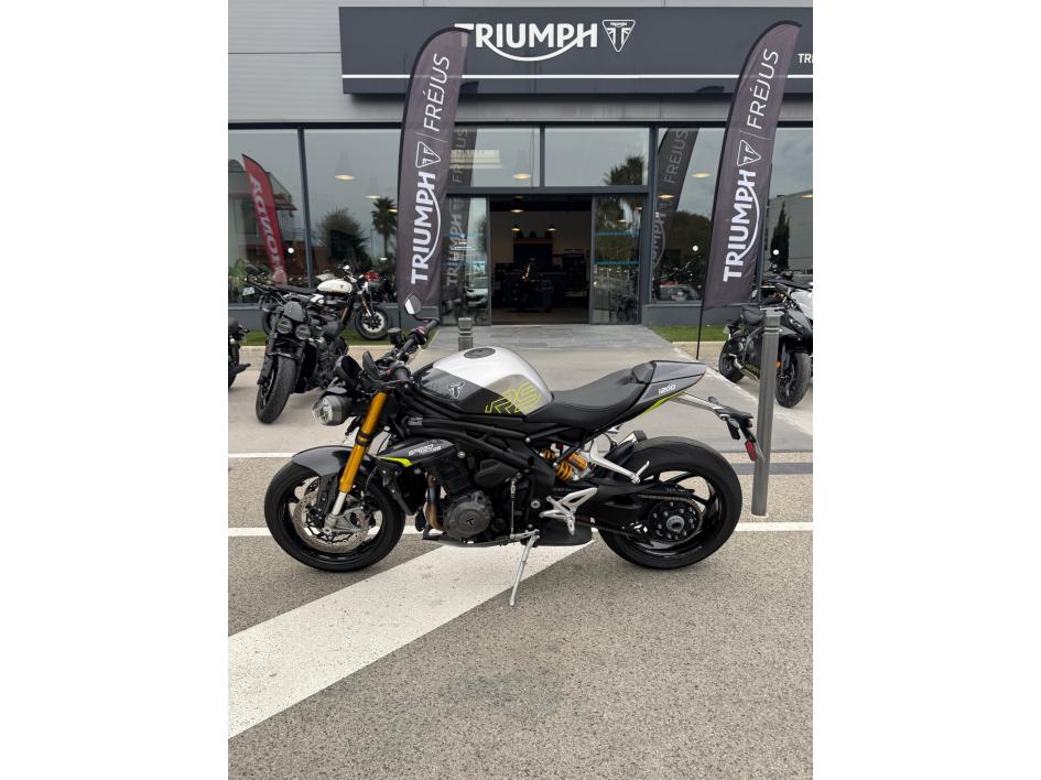 TRIUMPH SPEED TRIPLE 1200 RS